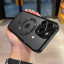 Capa Transparente de Luxo com Bordas Metalizadas e Compatibilidade com Carregamento Sem Fio MagSafe para iPhone (Modelos 11 a 17) – Proteção Antichoque