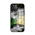 Capa de Celular Personalizada Ayrton Senna F1 para iPhone 16, 16e, 15, 14, 13, 12 Mini, 11 Pro, XS Max, XR, X, SE 2022, 8, 7 Plus – Traseira em Vidro e Bordas de Silicone Flexível